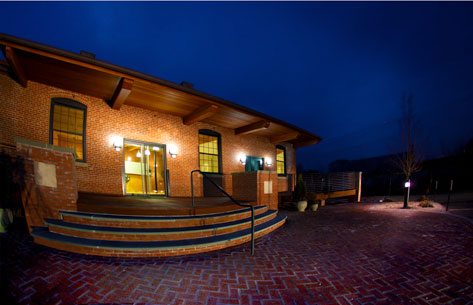 About our building, conveniently located between New York and Boston